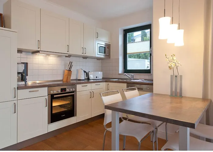 Villa Friede Marie Fewo Hannah * Sassnitz